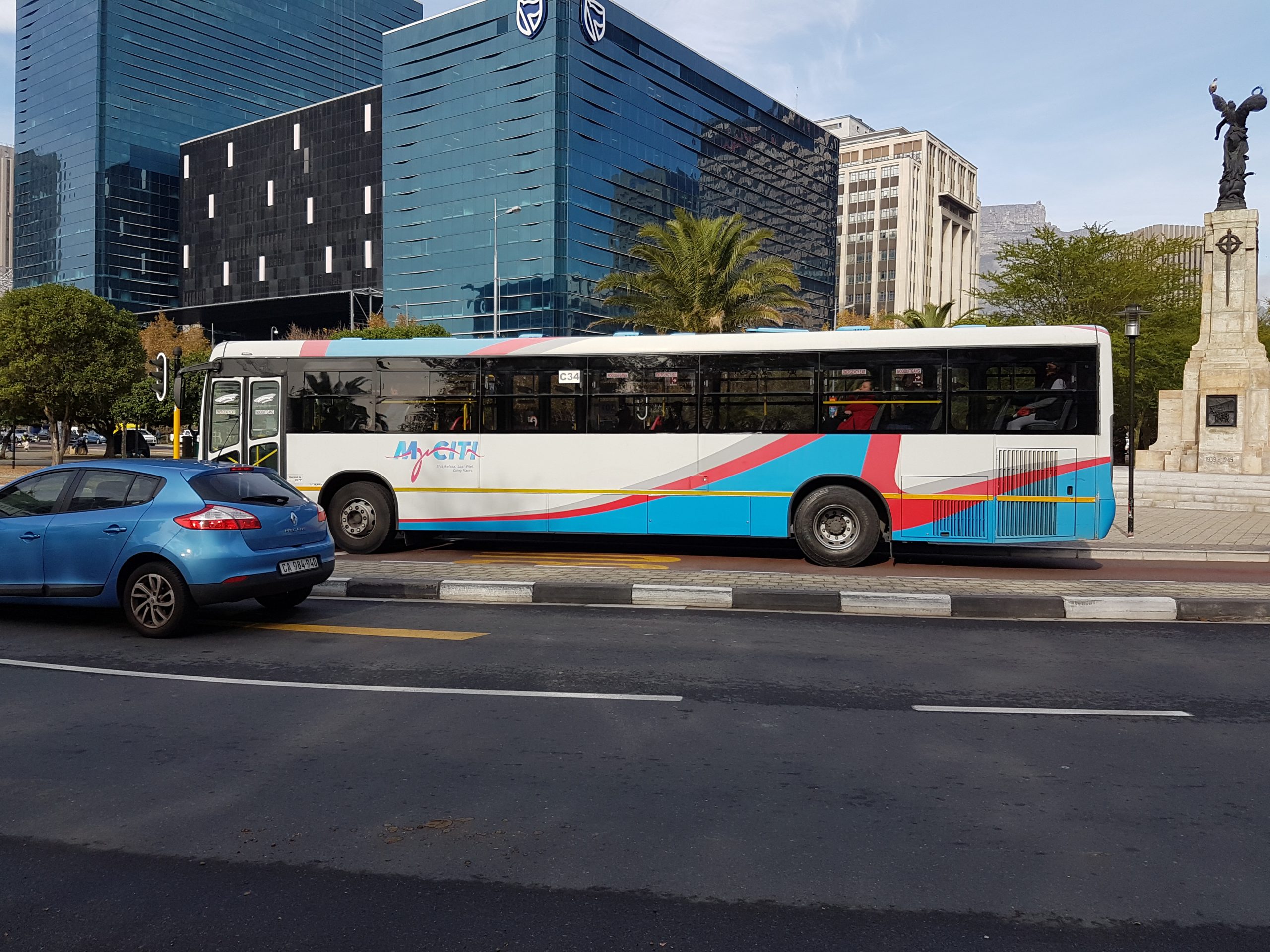 Getting to Bloubergstrand Without a Car: What Actually Works